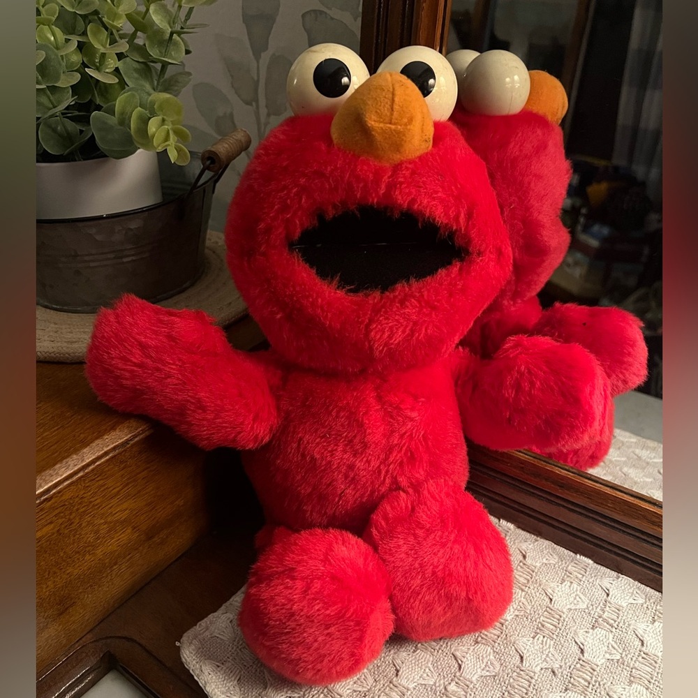 TYCO *Vintage* 1995 Sesame Street Tickle Me Elmo Plush Red‎ *READ DESCRIPTION*